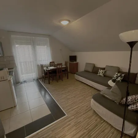 Bóbita Apartman Sárvár Zewnętrze zdjęcie